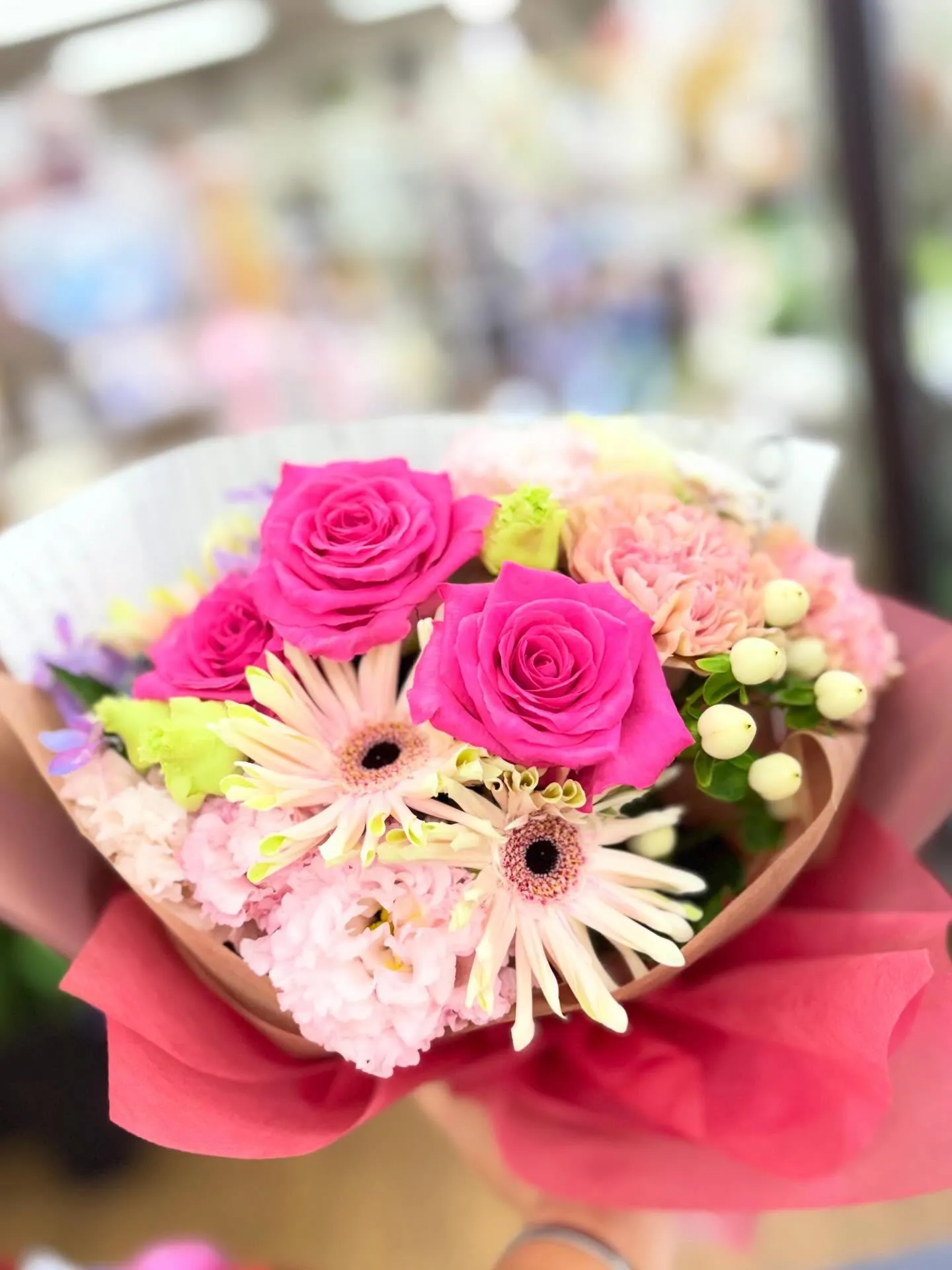 お祝いの気持ちを花に込めてෆ˚*